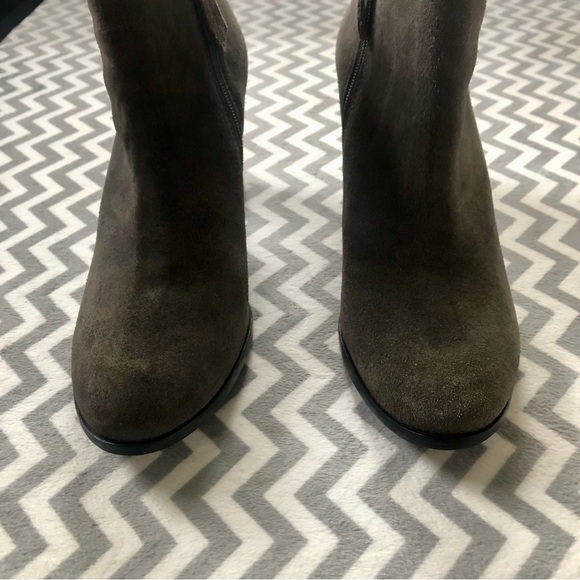 Interesting Anthropologie Matisse Metric Geo Stripe Block Heel Booties, Size 8.5 - Picture 4 of 7